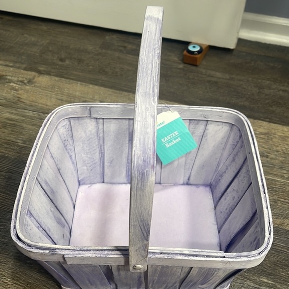 Basket - Picture 2 of 12